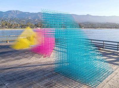 美国海边朦胧的装置艺术 色彩与建筑美学的完美融合